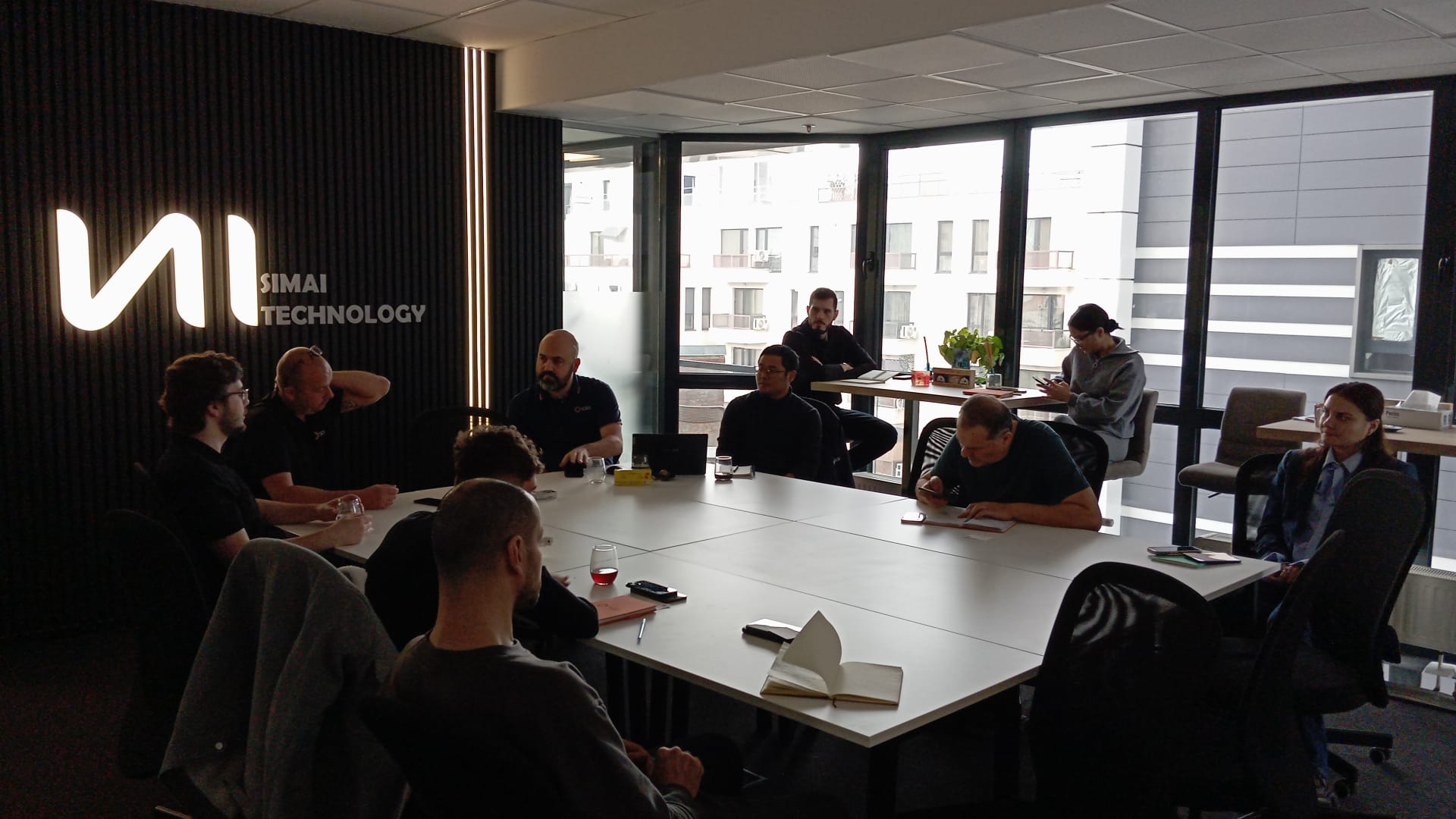 SIMAI Technology et Solis organisent une formation technique sur le nouvel onduleur de stockage d'&eacute;nergie de 125&nbsp;kW et l'armoire de batterie de 261&nbsp;kWh &agrave; Bucarest